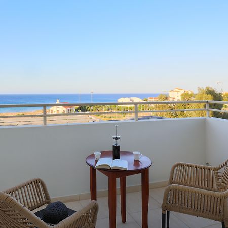 Iris Beach Hotel Протарас Экстерьер фото