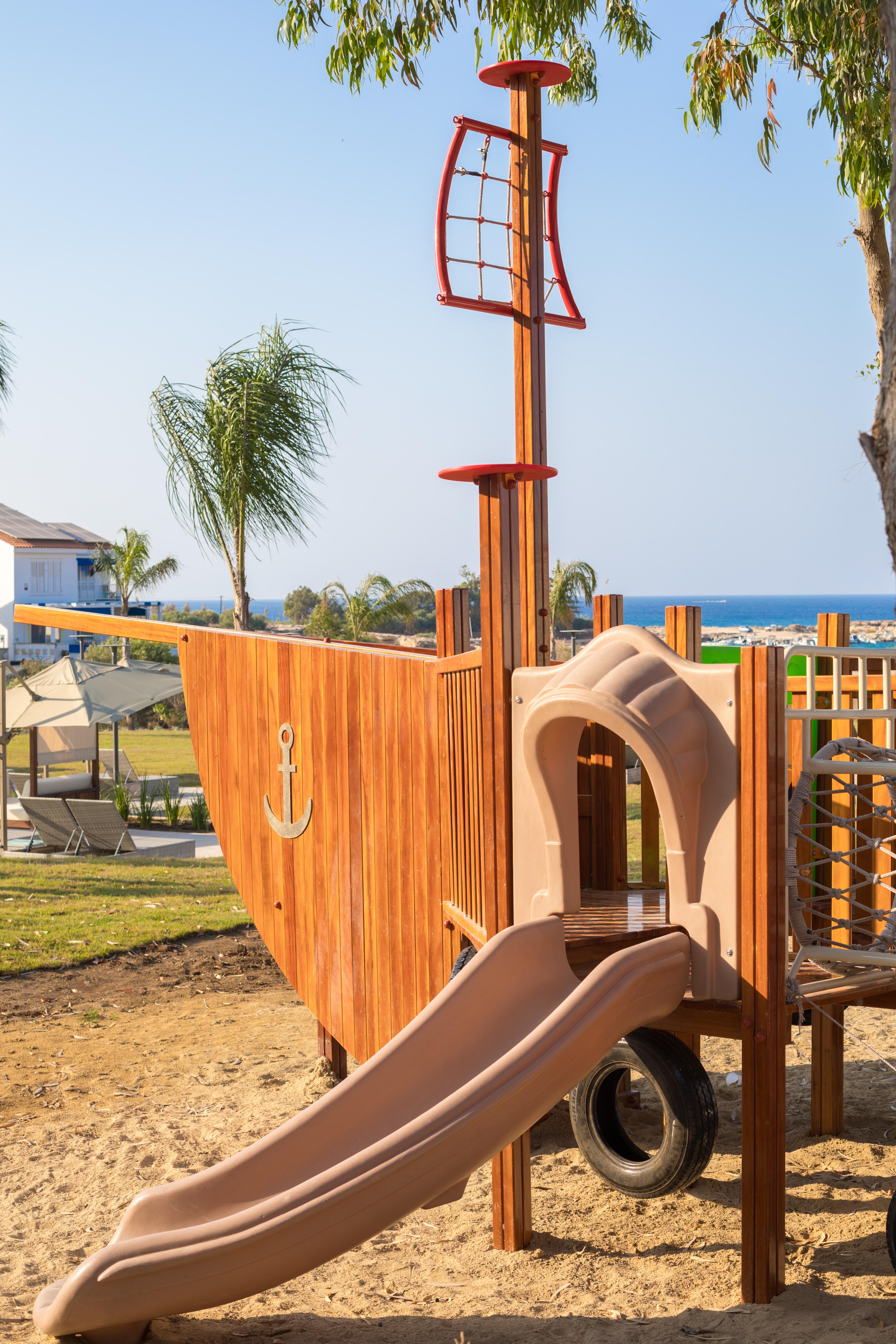 Iris Beach Hotel Протарас Экстерьер фото