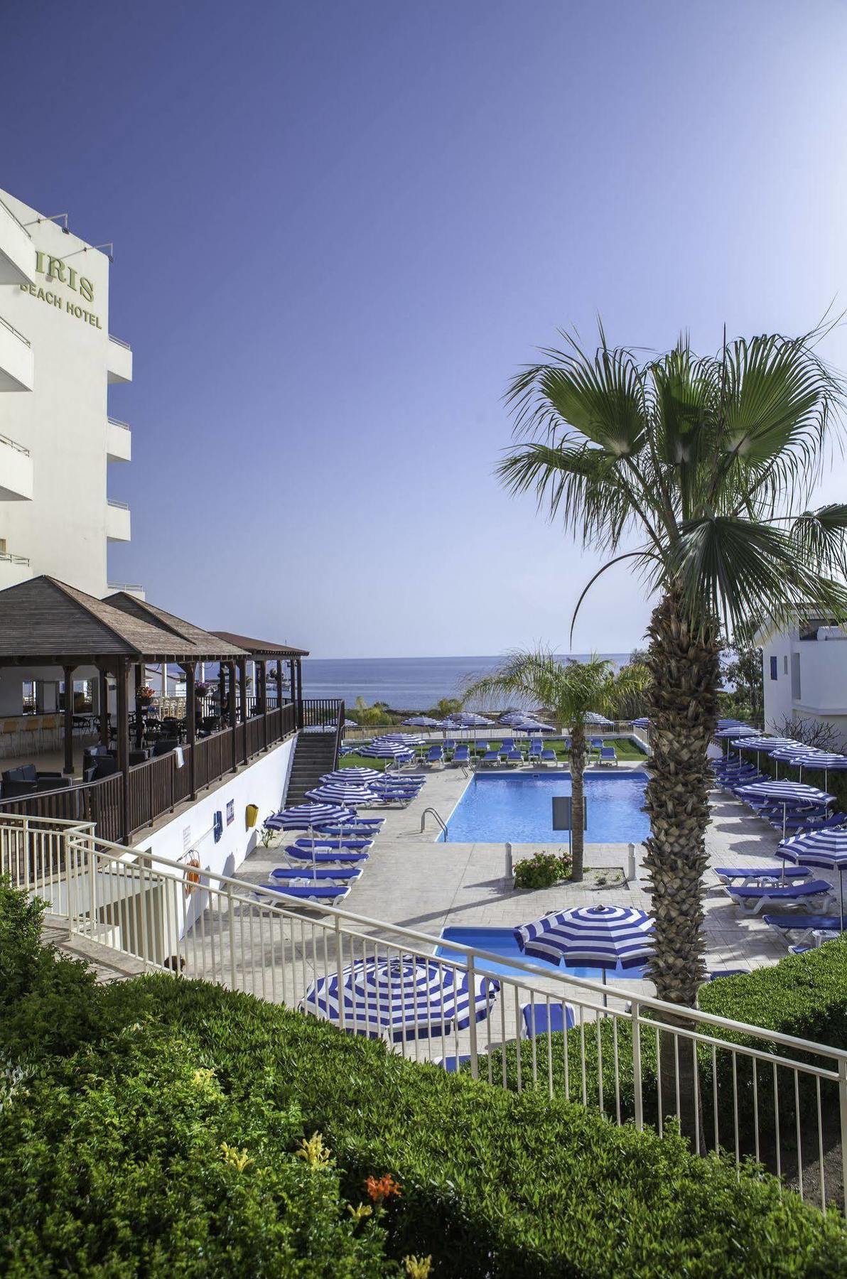Iris Beach Hotel Протарас Экстерьер фото